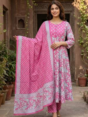 Women Floral Printed Empire Pure Cotton Kurta with Trousers & With Dupatta 2