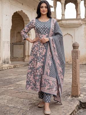 Women Floral Printed Regular Pure Cotton Kurta with Trousers & With Dupatta 1