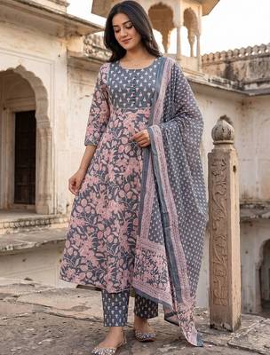 Women Floral Printed Regular Pure Cotton Kurta with Trousers & With Dupatta 4