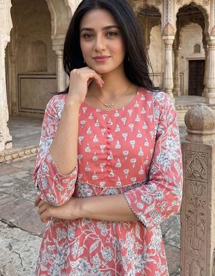 Women Floral Printed Regular Pure Cotton Kurta with Trousers & With Dupatta 6