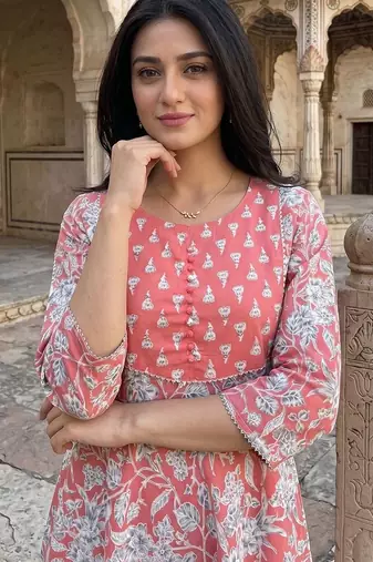 Women Floral Printed Regular Pure Cotton Kurta with Trousers & With Dupatta