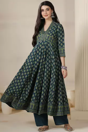 Floral Printed V-Neck Layered Pure Cotton Anarkali Kurta With Trousers & Dupatta