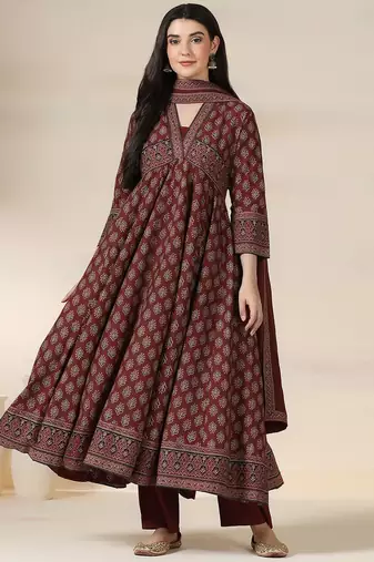 Women Floral Printed Layered Pure Cotton Kurta with Trousers & Dupatta