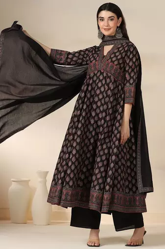 Women Floral Printed Regular Pure Cotton Kurta with Trousers & Dupatta