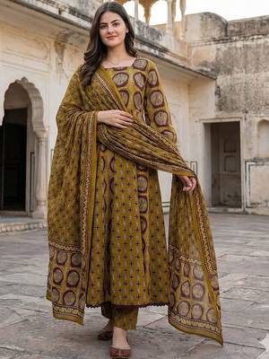 Women Ethnic Motifs Printed Regular Patchwork Pure Cotton Kurta with Trousers & With Dupatta 1