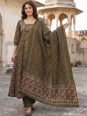 Women Ethnic Motifs Printed Regular Pure Cotton Kurta with Trousers & With Dupatta 7