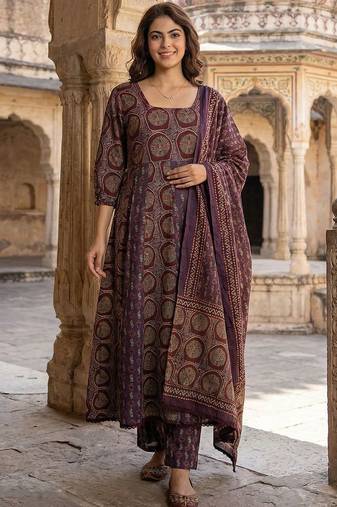 Women Ethnic Motifs Printed Regular Pure Cotton Kurta with Trousers & With Dupatta