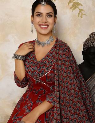 Women Printed Regular Pure Cotton Kurta with Palazzos & With Dupatta 6