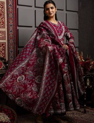Floral Flared Printed Kurta Palazzo Set With Dupatta 3