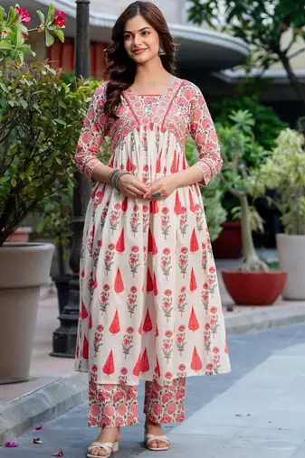 Women Floral Printed Regular Pure Cotton Kurta with Trousers & With Dupatta