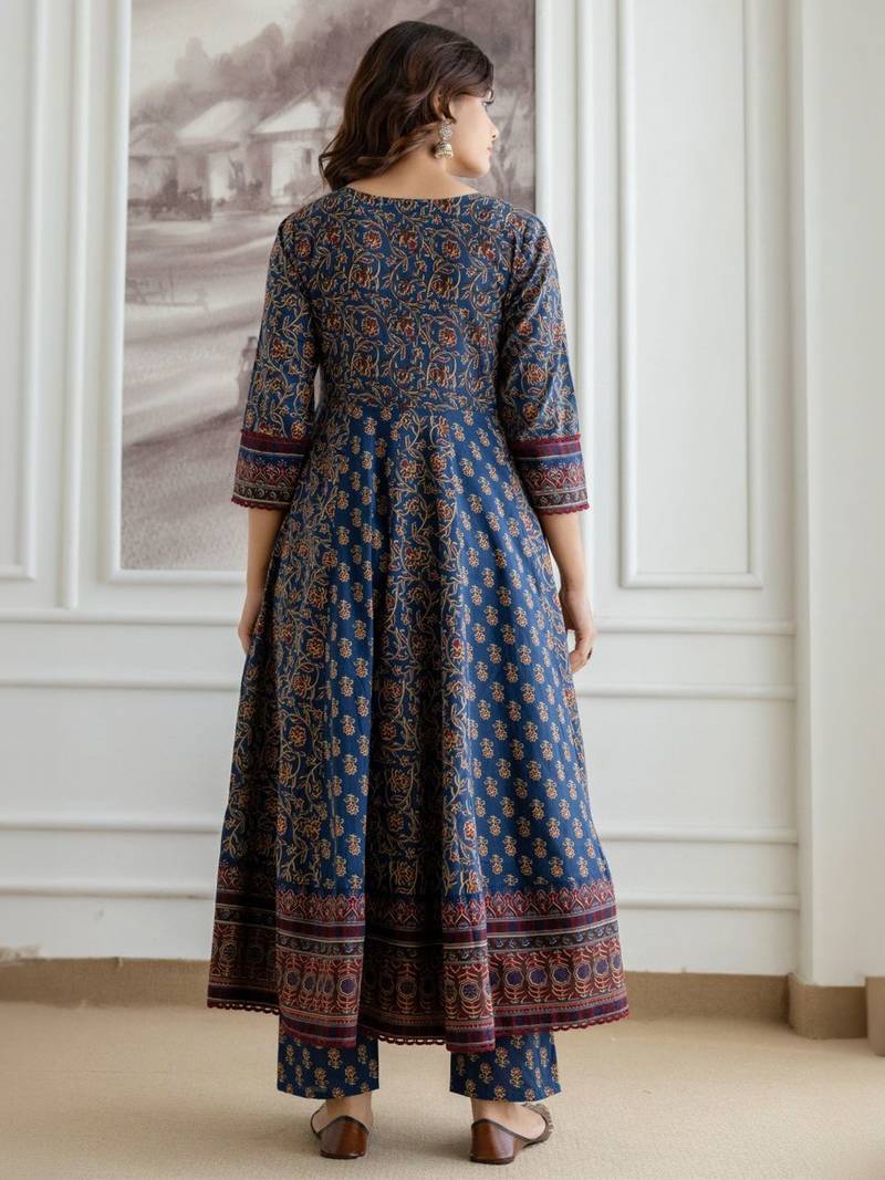 Women Ethnic Motifs Printed Tiered Pure Cotton Kurta with Trousers & With Dupatta