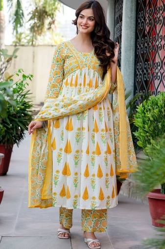 Women Floral Printed Empire Pure Cotton Kurta with Palazzos & With Dupatta