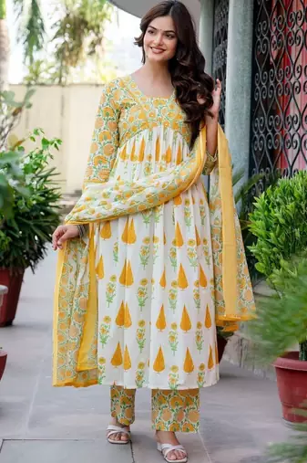 Women Floral Printed Empire Pure Cotton Kurta with Palazzos & With Dupatta