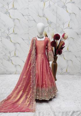 Heavy fendy silk embroidery and sequnce work pink readymade salwar suit 2