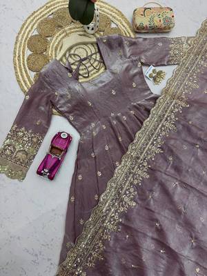 Mauve fendy silk embroidered sequince work anarkali kurta set 5