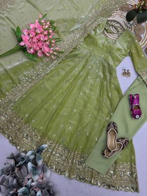 Pista fendy silk embroidered sequince work anarkali kurta set 4