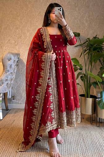 Red fendy silk embroidered sequince work anarkali kurta set