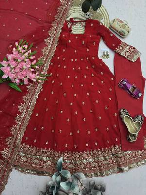 Red fendy silk embroidered sequince work anarkali kurta set 4
