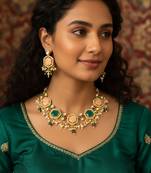 gold plated kundan choker set
