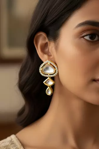 tiered kundan articulated earrings
