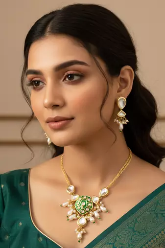 green enamel kundan necklace set