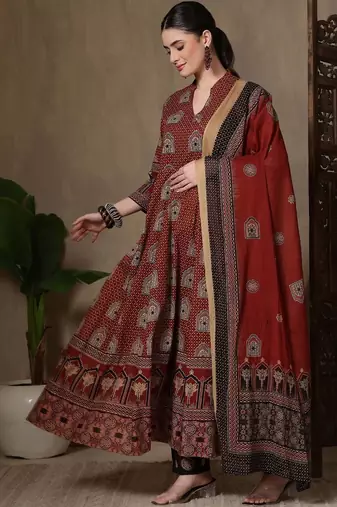 Women Ethnic Motifs Printed Panelled Pure Cotton Kurta with Trousers & With Dupatta