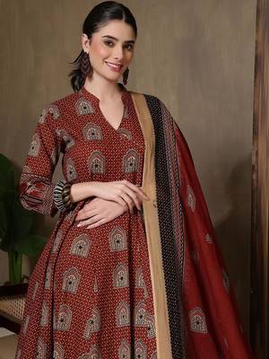 Women Ethnic Motifs Printed Panelled Pure Cotton Kurta with Trousers & With Dupatta 4