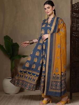 Women Ethnic Motifs Printed Empire Pure Cotton Kurta with Trousers & With Dupatta 1