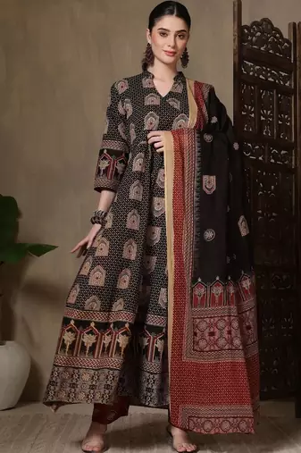Women Ethnic Motifs Printed Angrakha Pure Cotton Kurta with Trousers & With Dupatta