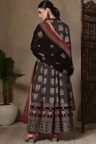 Women Ethnic Motifs Printed Angrakha Pure Cotton Kurta with Trousers & With Dupatta