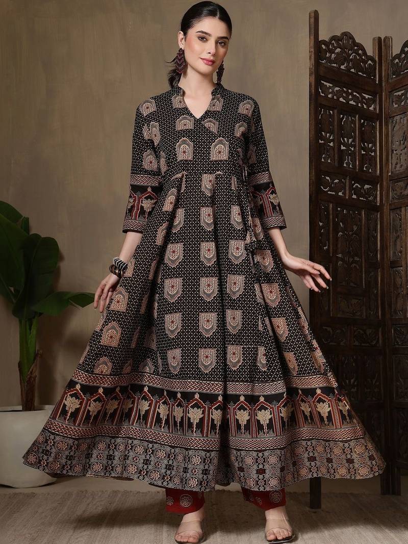 Women Ethnic Motifs Printed Angrakha Pure Cotton Kurta with Trousers & With Dupatta