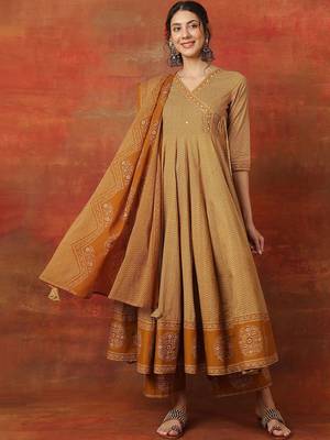 Chevron Printed V Neck Angrakha Anarkali Pure Cotton Kurta With Palazzos & Dupatta 1
