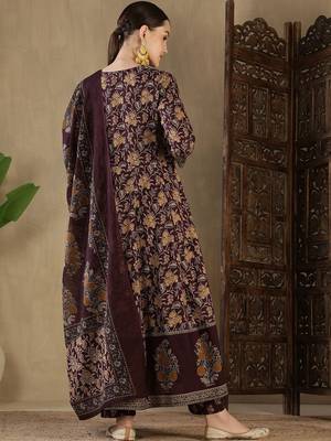 Women Floral Printed Empire Sequinned Pure Cotton Kurta with Trousers & With Dupatta 2