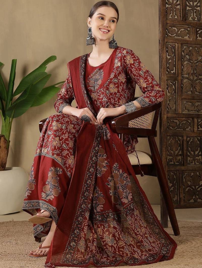 Women Ethnic Motifs Printed Empire Sequinned Pure Cotton Kurta with Trousers & With Dupatta
