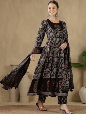 Women Floral Printed Empire Pure Cotton Kurta with Trousers & With Dupatta 6
