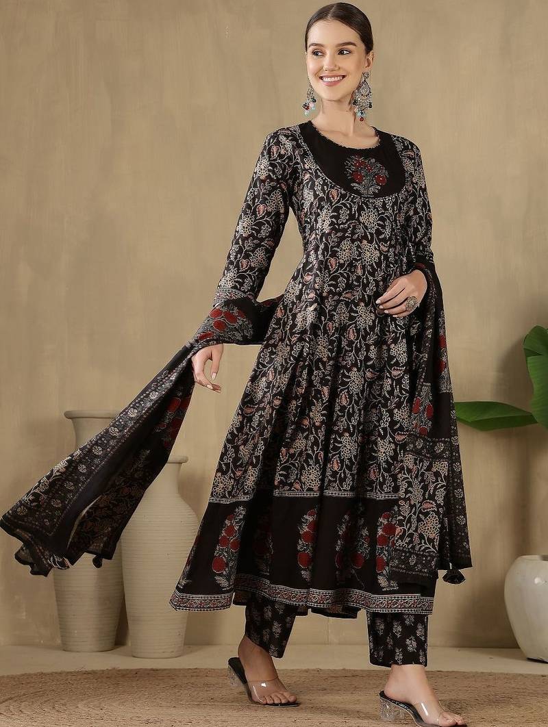 Women Floral Printed Empire Pure Cotton Kurta with Trousers & With Dupatta