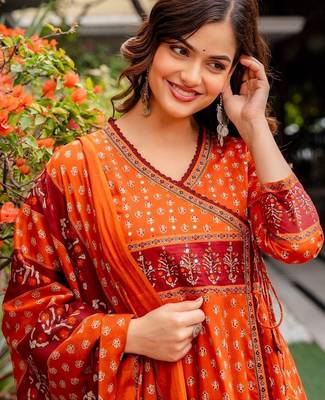 Women Ethnic Motifs Printed Angrakha Pure Cotton Kurta with Trousers & With Dupatta 1