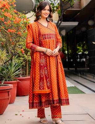 Women Ethnic Motifs Printed Angrakha Pure Cotton Kurta with Trousers & With Dupatta 3