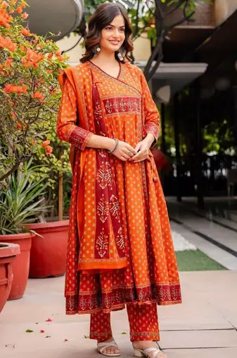 Women Ethnic Motifs Printed Angrakha Pure Cotton Kurta with Trousers & With Dupatta