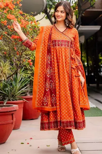 Women Ethnic Motifs Printed Angrakha Pure Cotton Kurta with Trousers & With Dupatta
