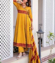 Women Ethnic Motifs Printed Angrakha Pure Cotton Kurta with Trousers & With Dupatta