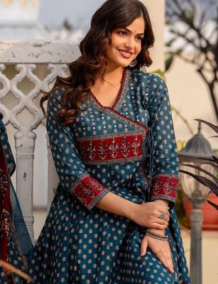 Women Ethnic Motifs Printed Angrakha Pure Cotton Kurta with Trousers & With Dupatta 2