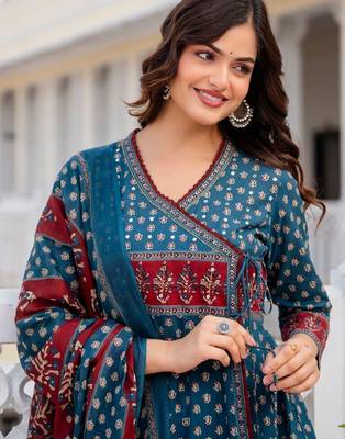 Women Ethnic Motifs Printed Angrakha Pure Cotton Kurta with Trousers & With Dupatta 3