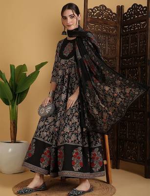 Floral Printed Anarkali Pure Cotton Kurta With Palazzos And Dupatta 4