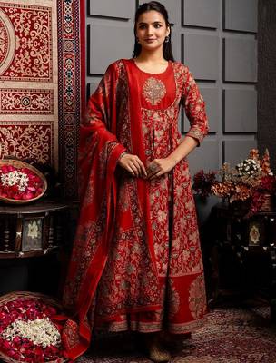 Women Ethnic Motifs Printed Cotton Anarkali Kurta with Trousers & Dupatta 1