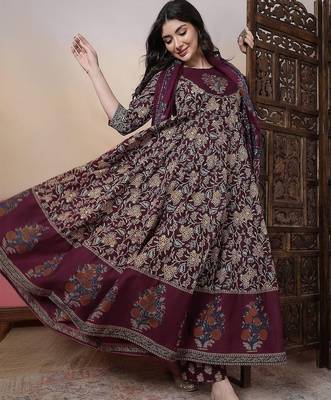 Women Burgundy Pure Cotton Kurta Sets 1