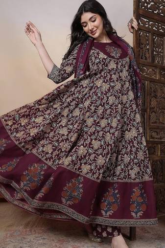 Women Burgundy Pure Cotton Kurta Sets