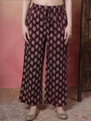 Women Burgundy Pure Cotton Kurta Sets 4
