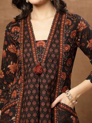 Printed Pure Cotton V-Neck Kurta & Palazzos With Dupatta 5