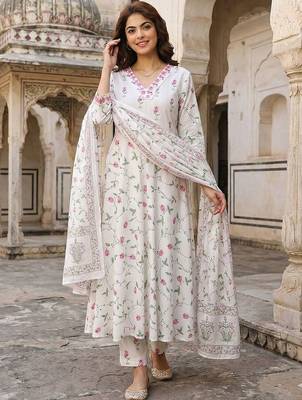 Women Floral Printed Panelled Pure Cotton Kurta with Trousers & With Dupatta 1